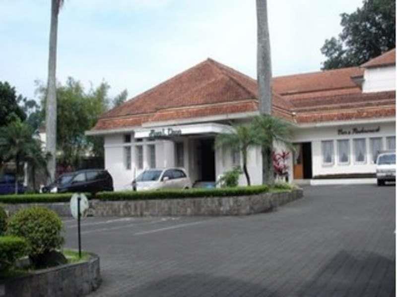 Hotel Royal Dago Бандунг Экстерьер фото